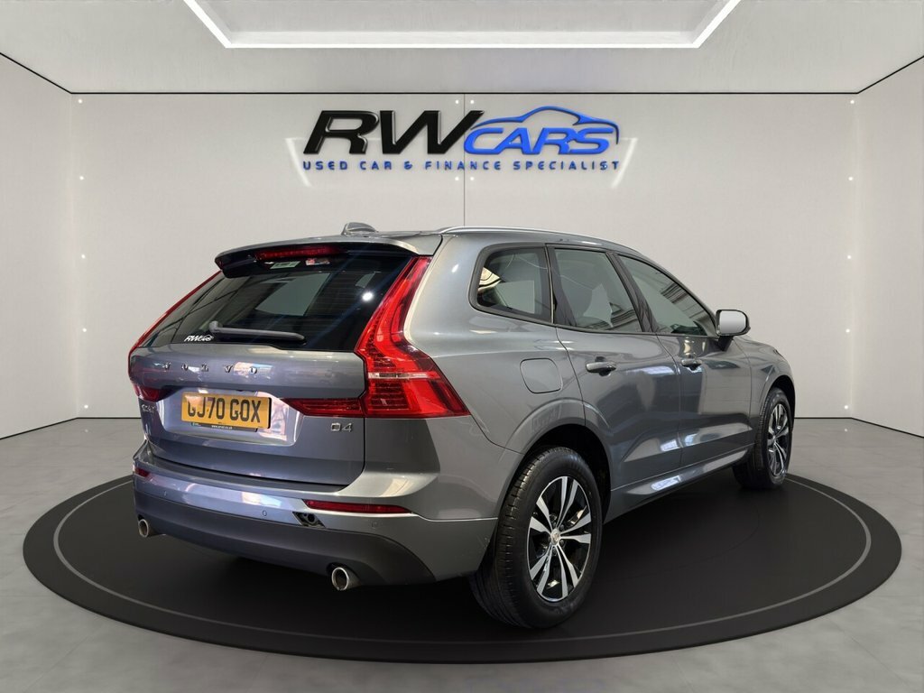 Volvo XC60 2L Momentum Grey #5