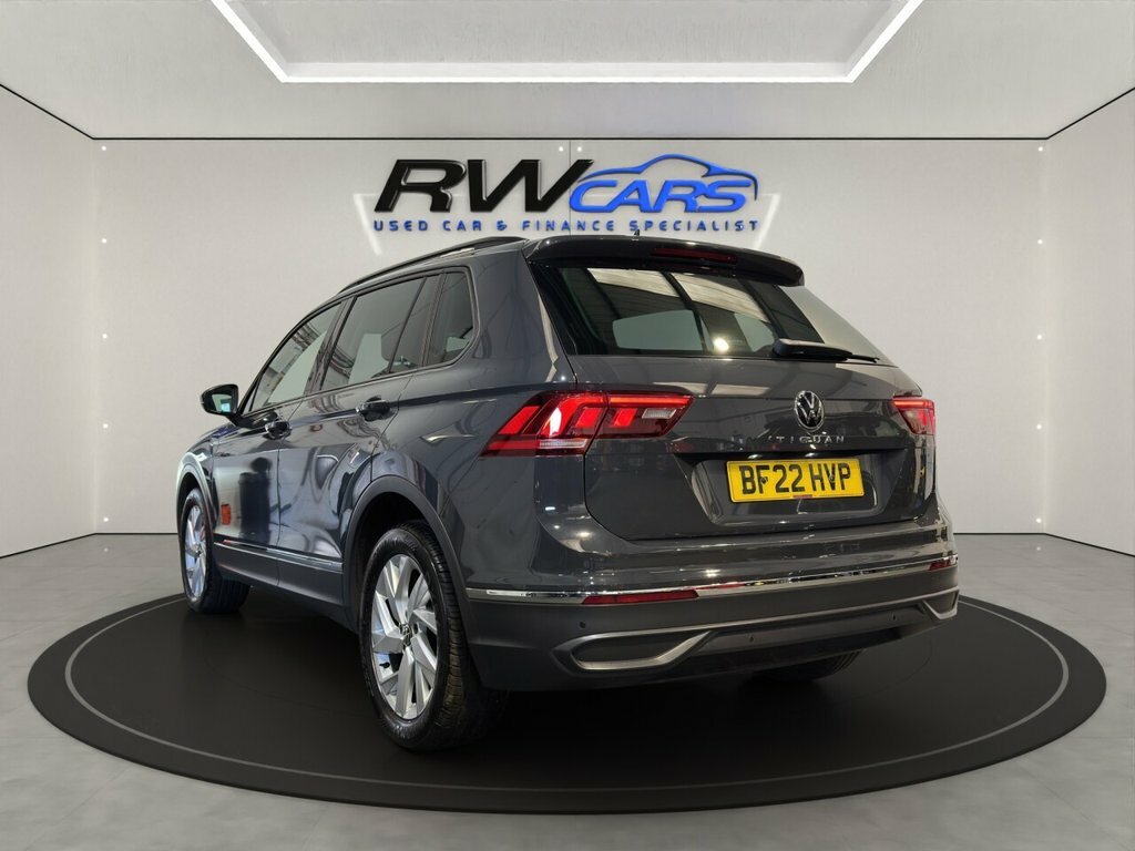 Volkswagen Tiguan 1.5L Life Grey #3