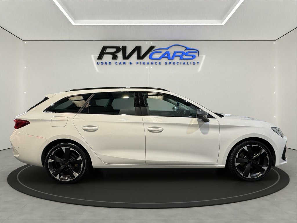 Cupra Leon 1.5L V1 White #5