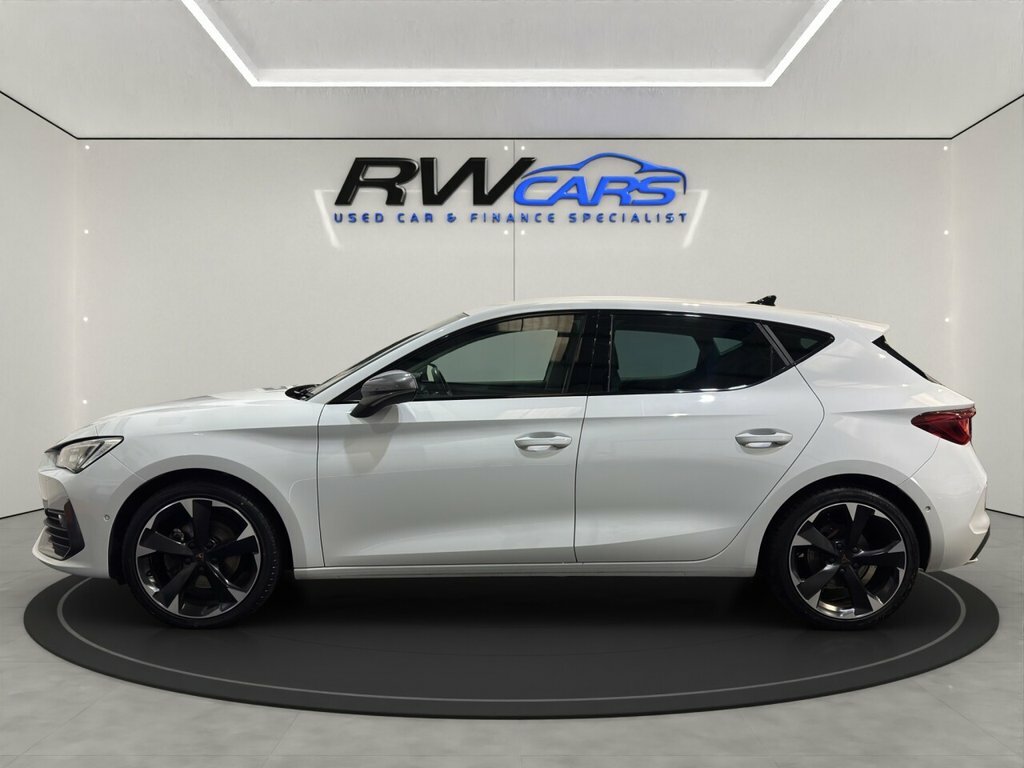 Cupra Leon 1.5L V1 White