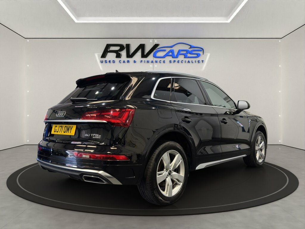 Audi Q5 2L S Line Black #4