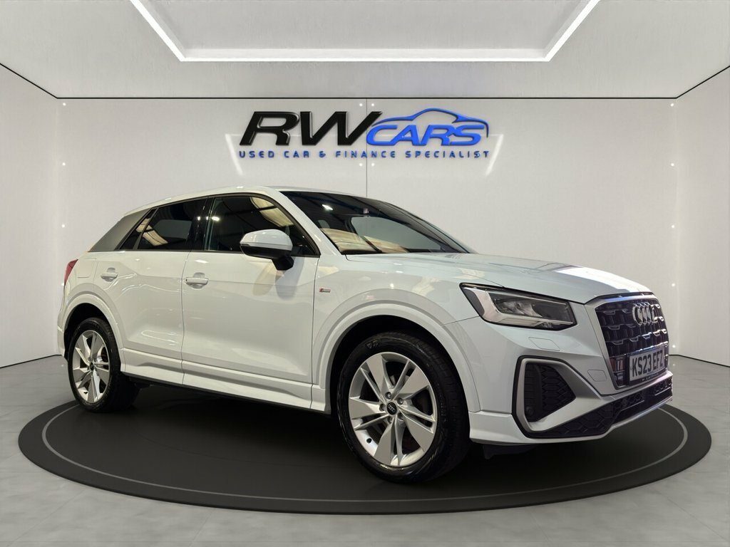 Audi Q2 1L S Line White #6