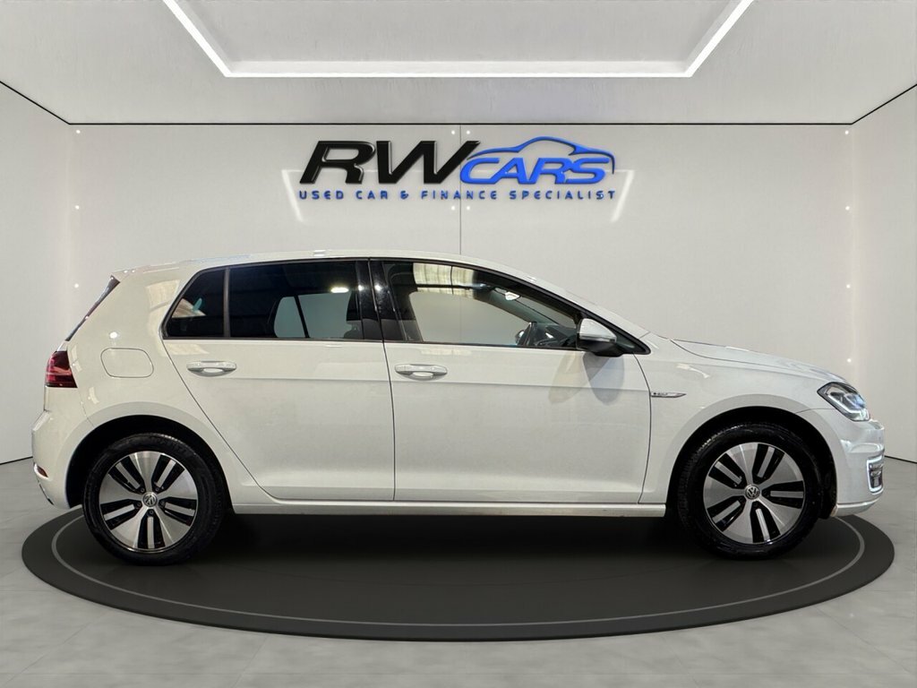 Volkswagen e-Golf Hatchback White #5
