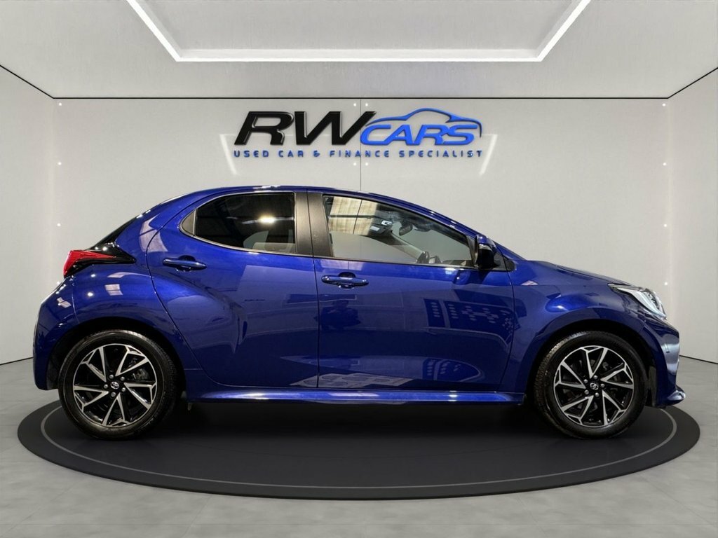 Toyota Yaris 1.5L Design Blue #5