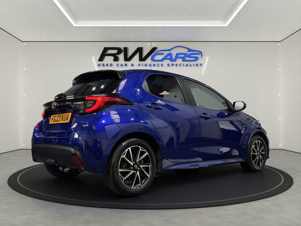 Toyota Yaris 1.5L Design Blue #4