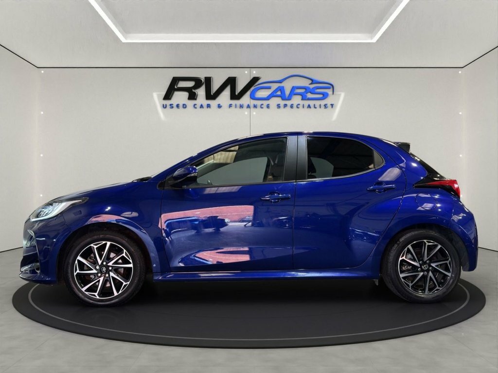 Toyota Yaris 1.5L Design Blue