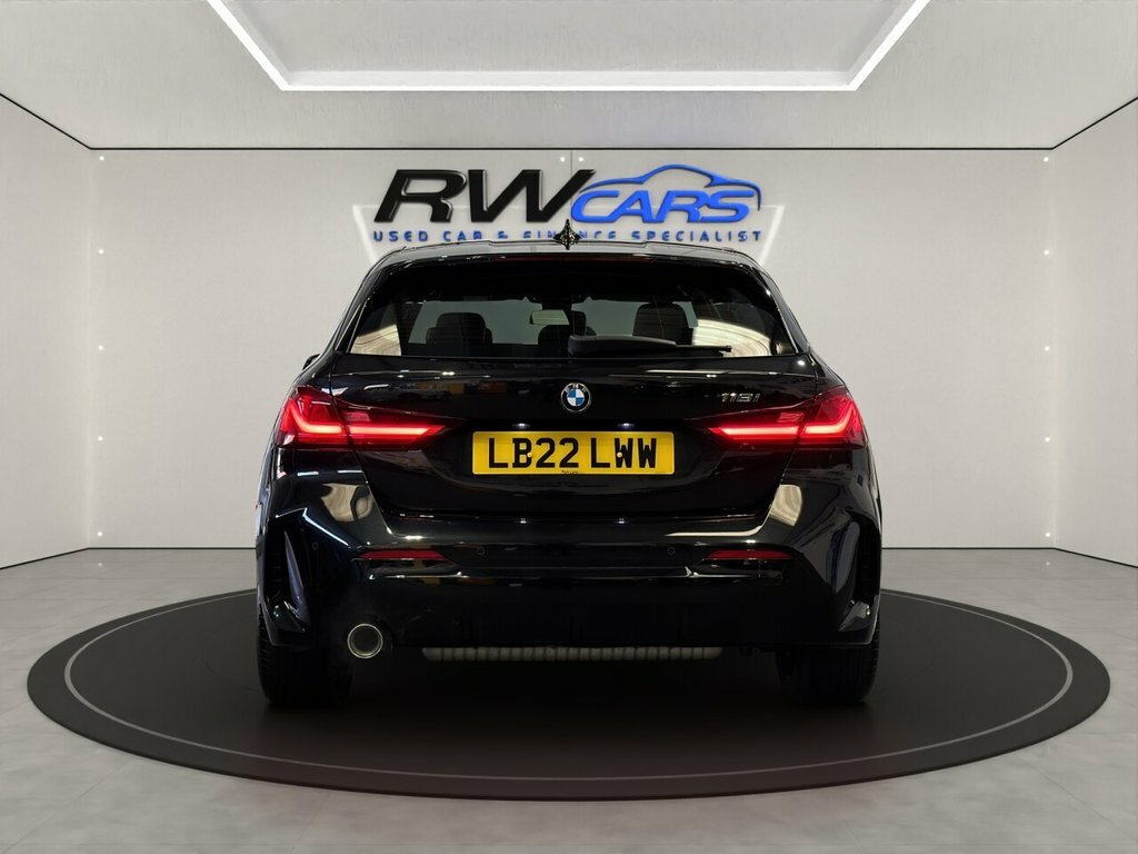 BMW 1 Series 1.5L M Sport Black #3