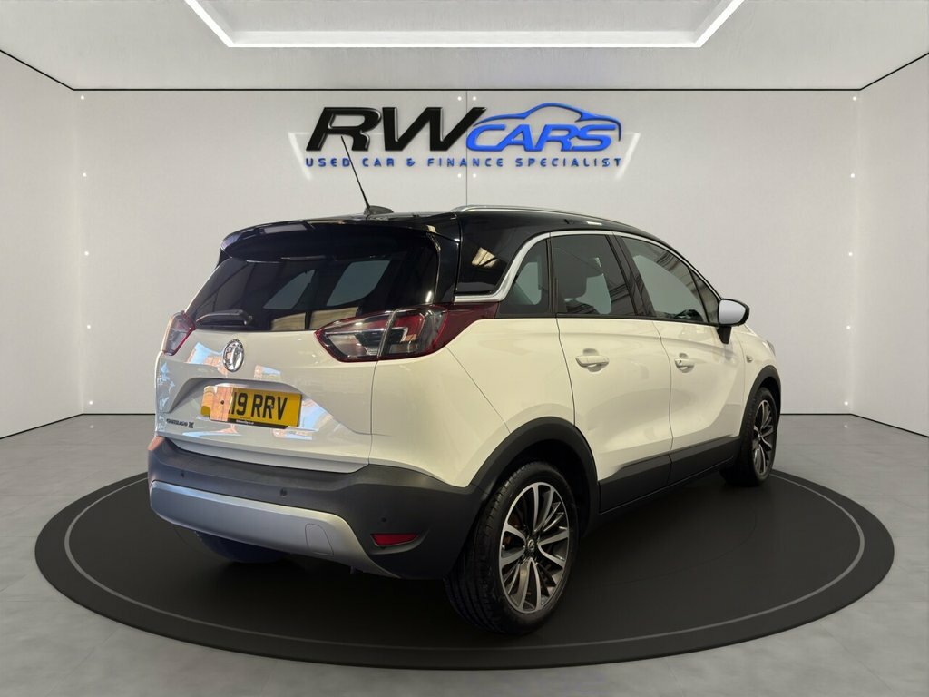 Vauxhall Crossland X Suv White #4