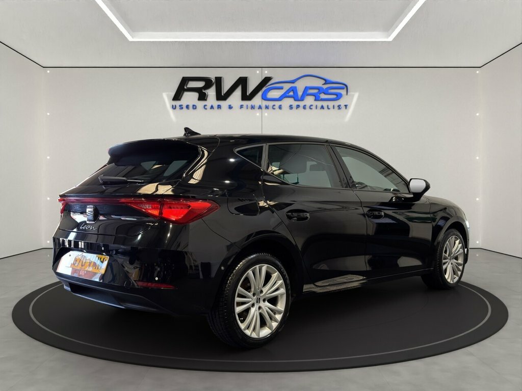 Seat Leon Hatchback Black #4