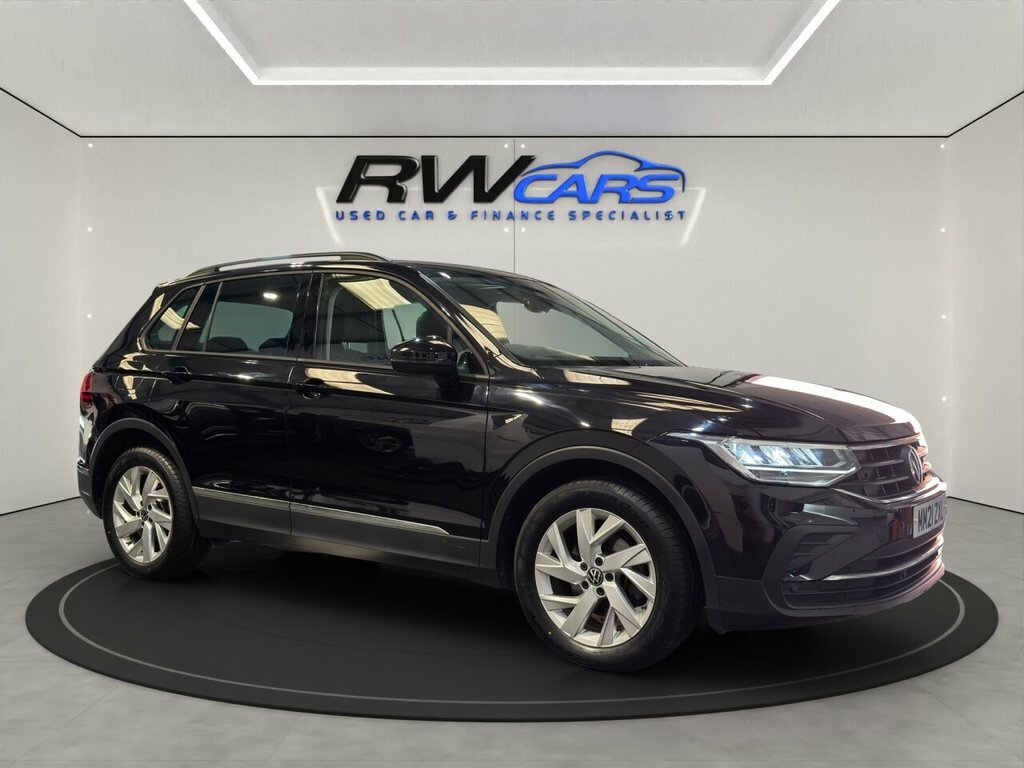 Volkswagen Tiguan 1.5L Life Black #6
