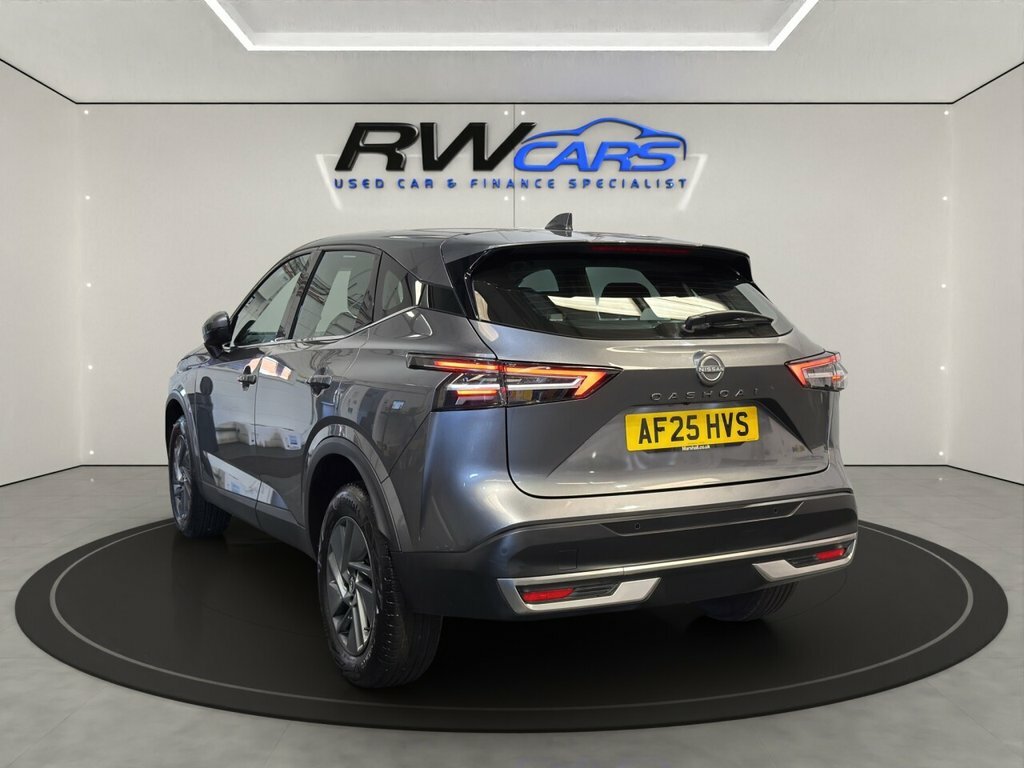 Nissan Qashqai 1.3L Acenta Premium Grey #3