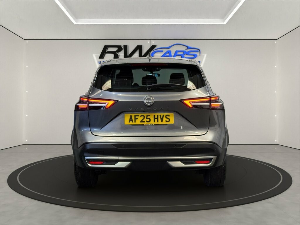 Nissan Qashqai 1.3L Acenta Premium Grey #4