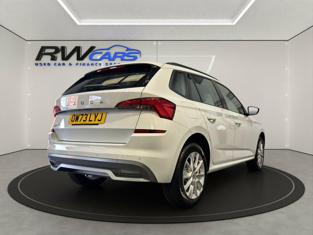 Skoda Kamiq 1L Se White #4