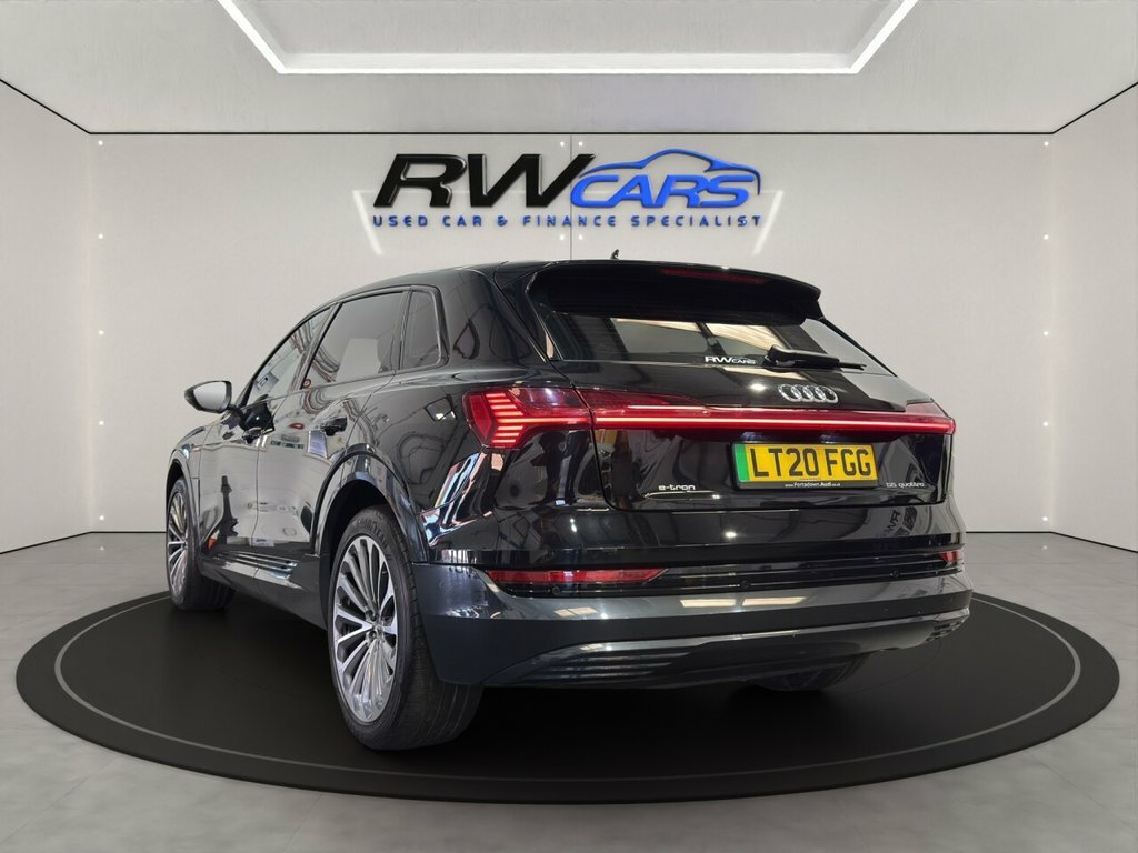 Audi E-tron Quattro Base LT20FGG Black #2