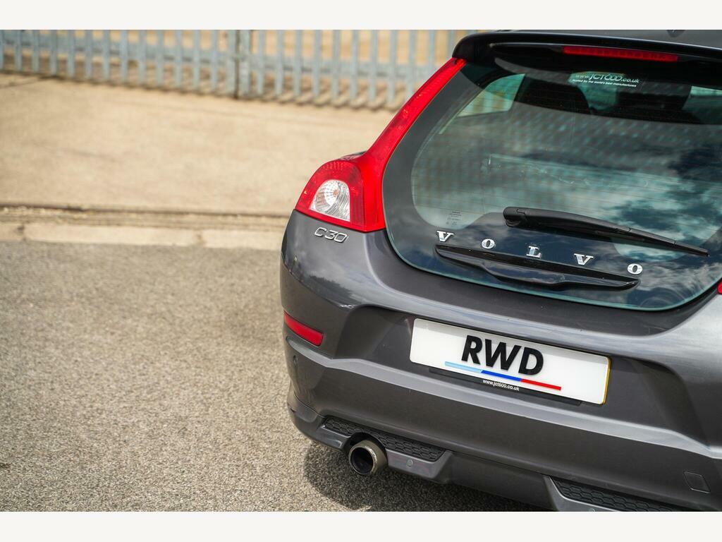 Volvo C30 2.0 R-design Sports Coupe Euro 5 White #40