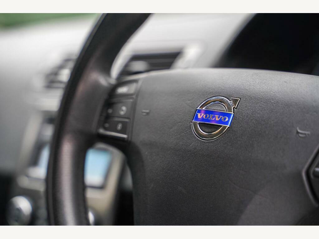 Volvo C30 2.0 R-design Sports Coupe Euro 5 White #41