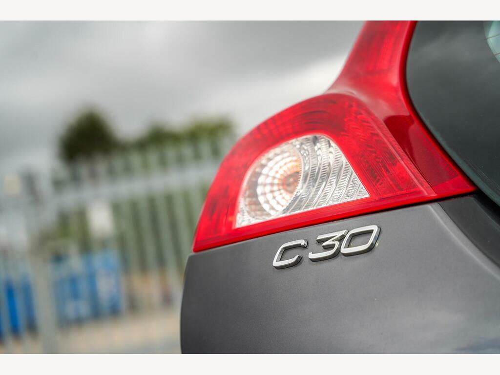 Volvo C30 2.0 R-design Sports Coupe Euro 5 White #34