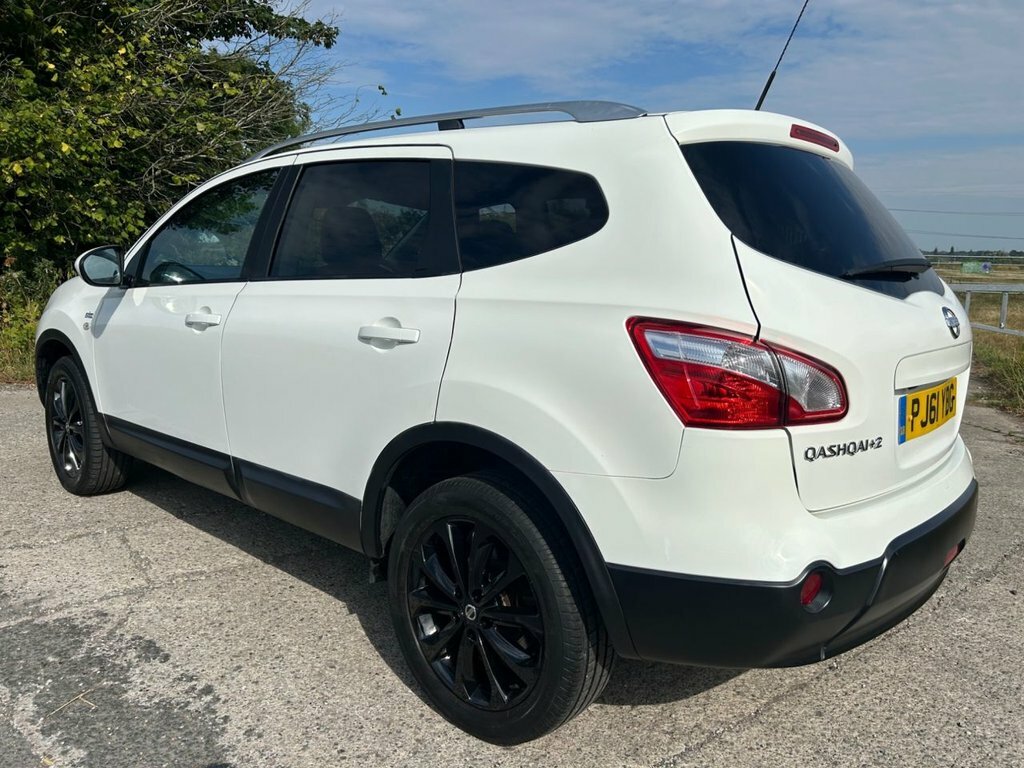 Nissan Qashqai+2 1.5L N-tec White #6