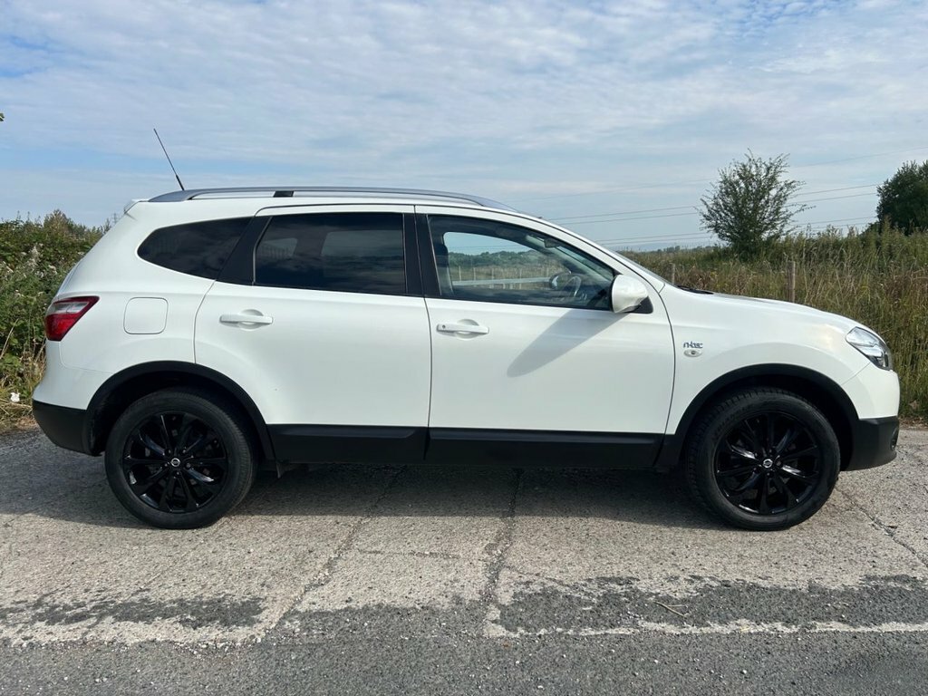 Nissan Qashqai+2 1.5L N-tec White #2