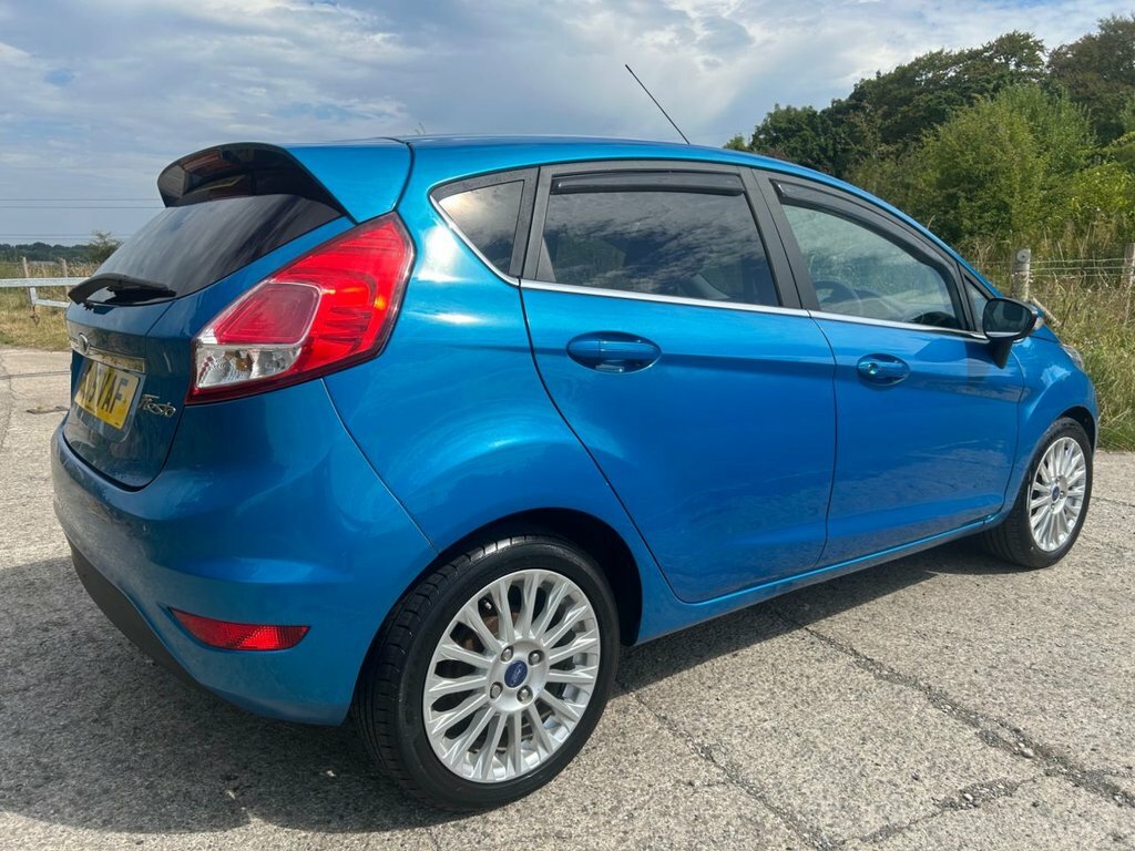 Ford Fiesta 1L Titanium Blue #3