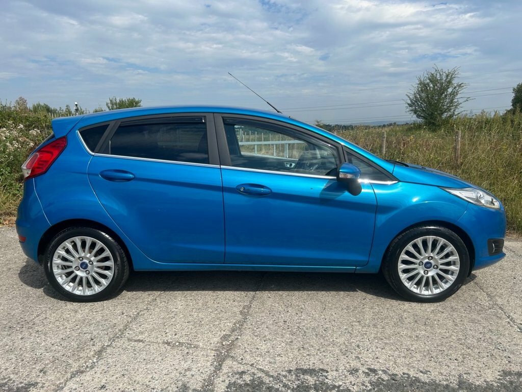 Ford Fiesta 1L Titanium Blue #2