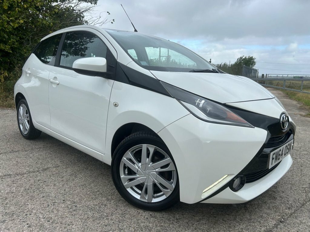 Toyota Aygo 1L X-pression White