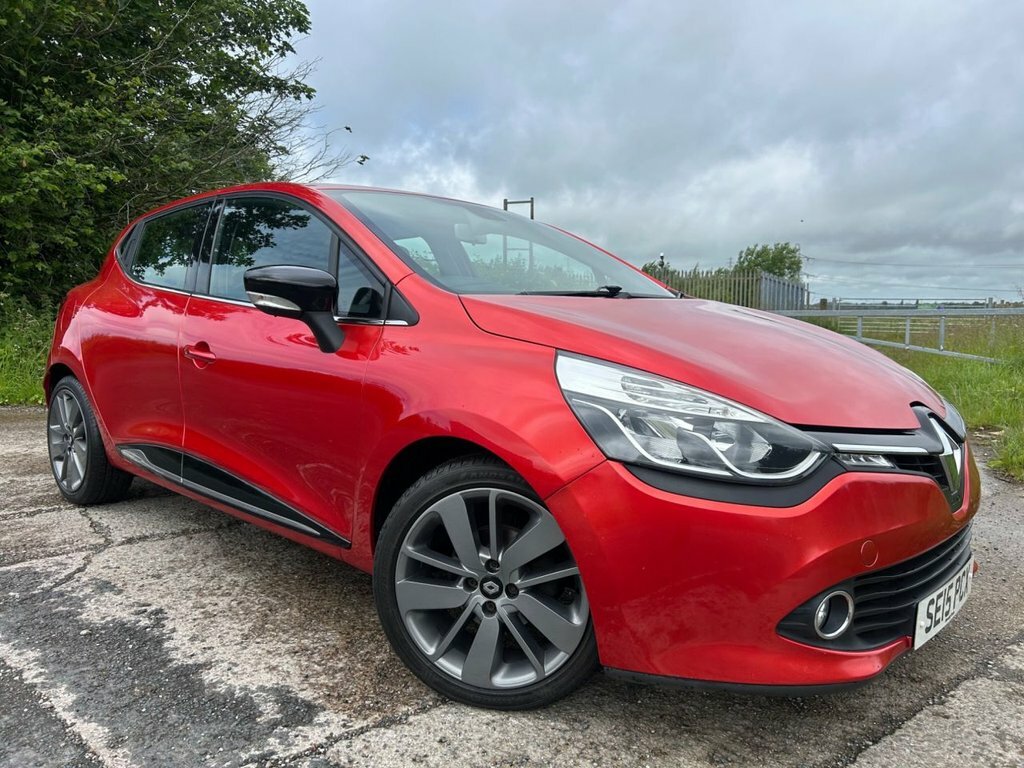 Renault Clio Hatchback Red