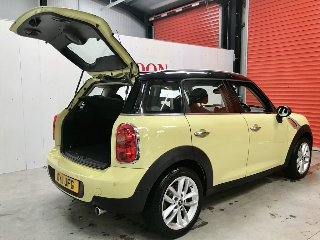 Mini Countryman 1.6 Cooper D All4 4X4 OY11UFG Yellow #4