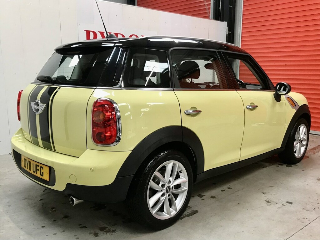 Mini Countryman 1.6 Cooper D All4 4X4 OY11UFG Yellow #5