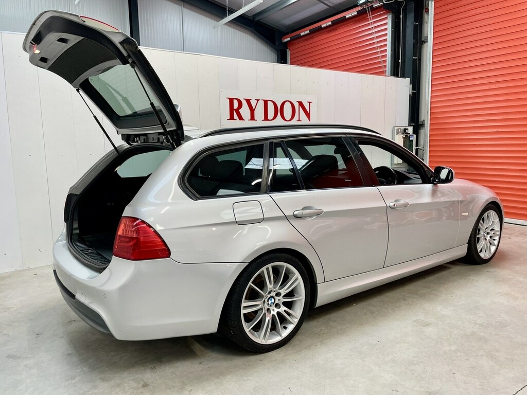 BMW 3 Series 318D M Sport Estate Silver #4