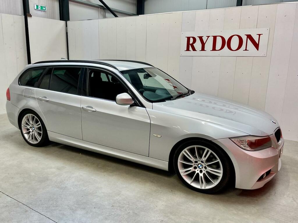 BMW 3 Series 318D M Sport Estate Silver