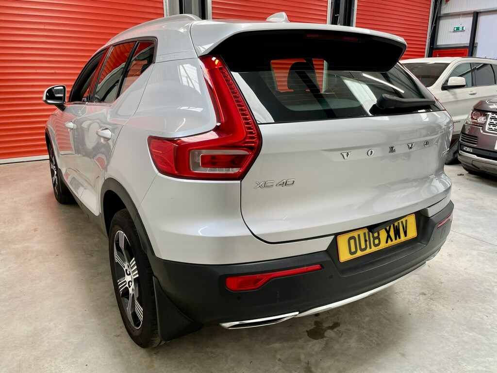 Volvo XC40 2.0 T4 Inscription Awd Geartronic Silver #3