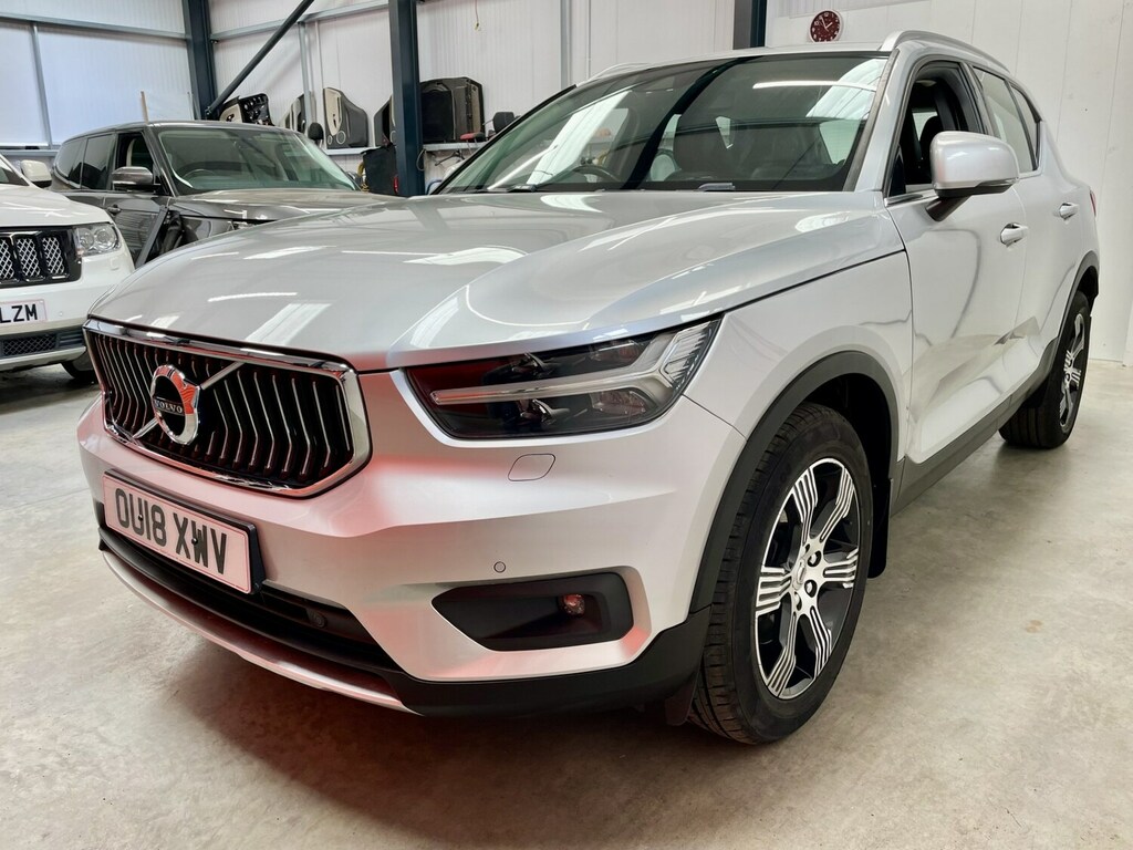 Volvo XC40 2.0 T4 Inscription Awd Geartronic Silver #2