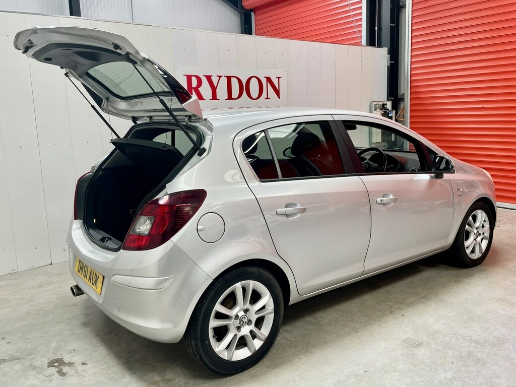 Vauxhall Corsa 1.2 16V Sxi Hatchback Euro 5 85 White #3