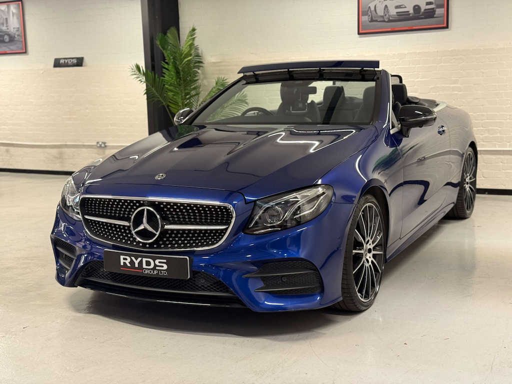 Mercedes-Benz E Class Amg Line Premium Blue #3