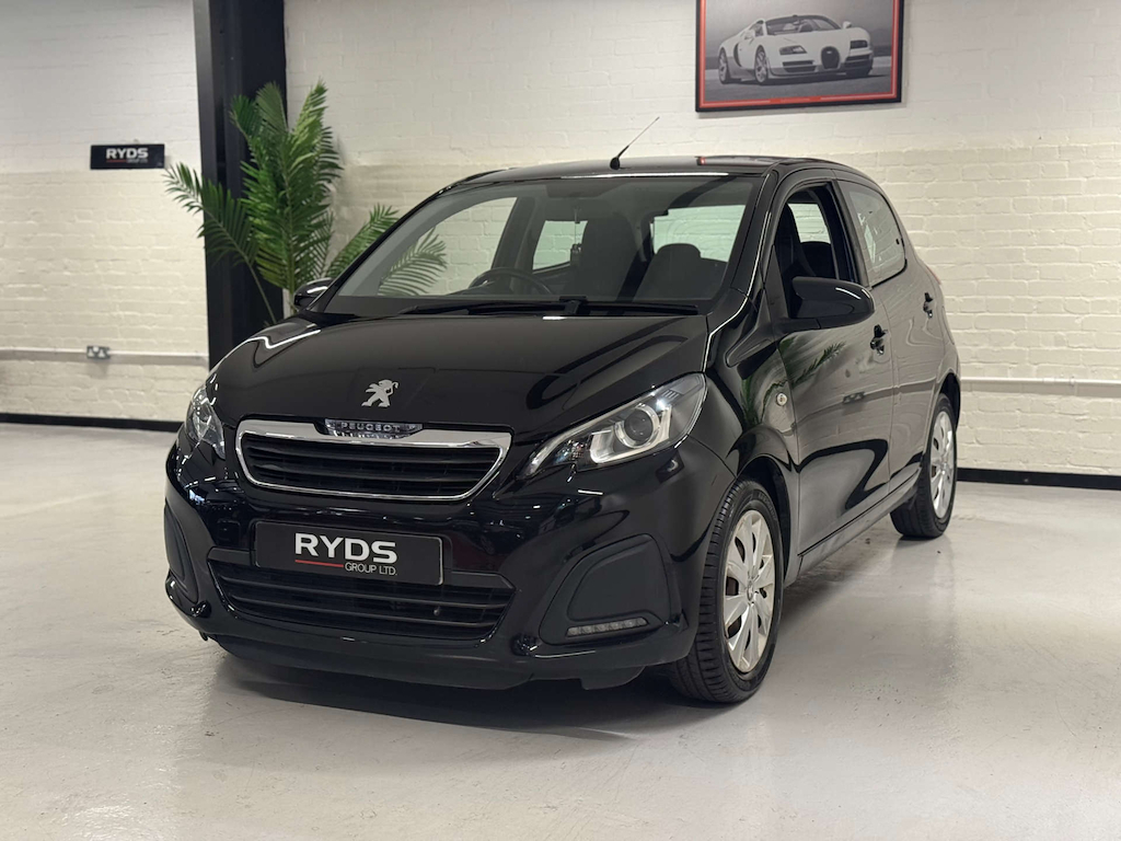 Peugeot 108 Hatchback Black #3