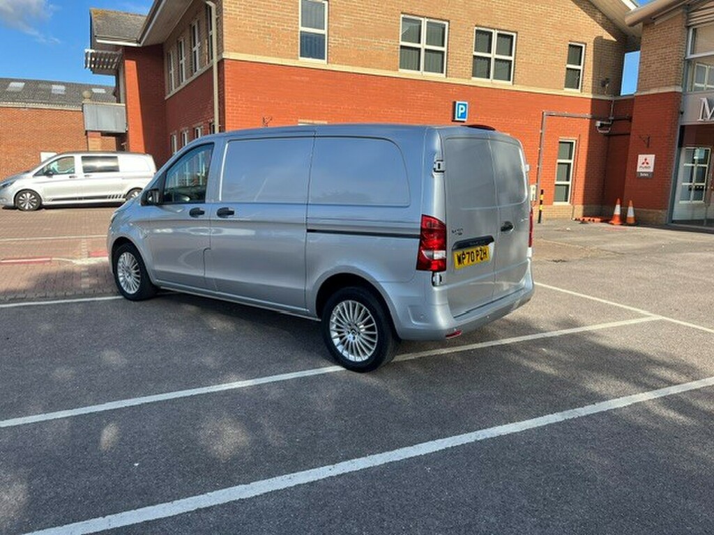 Mercedes-Benz Vito 114 Premium L1 WP70PZH Silver #4