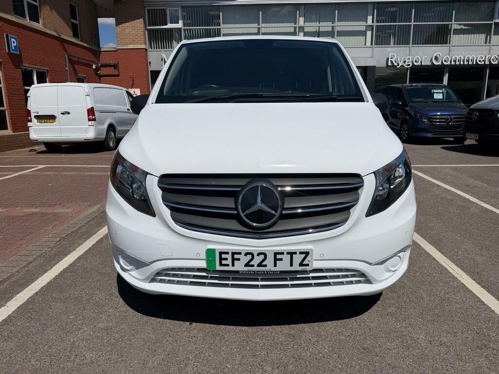 Mercedes-Benz eVito Evito Progressive L2 White #4