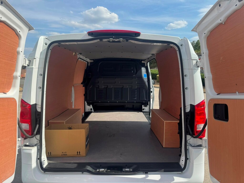 Mercedes-Benz Vito 116 Select L3 White #3