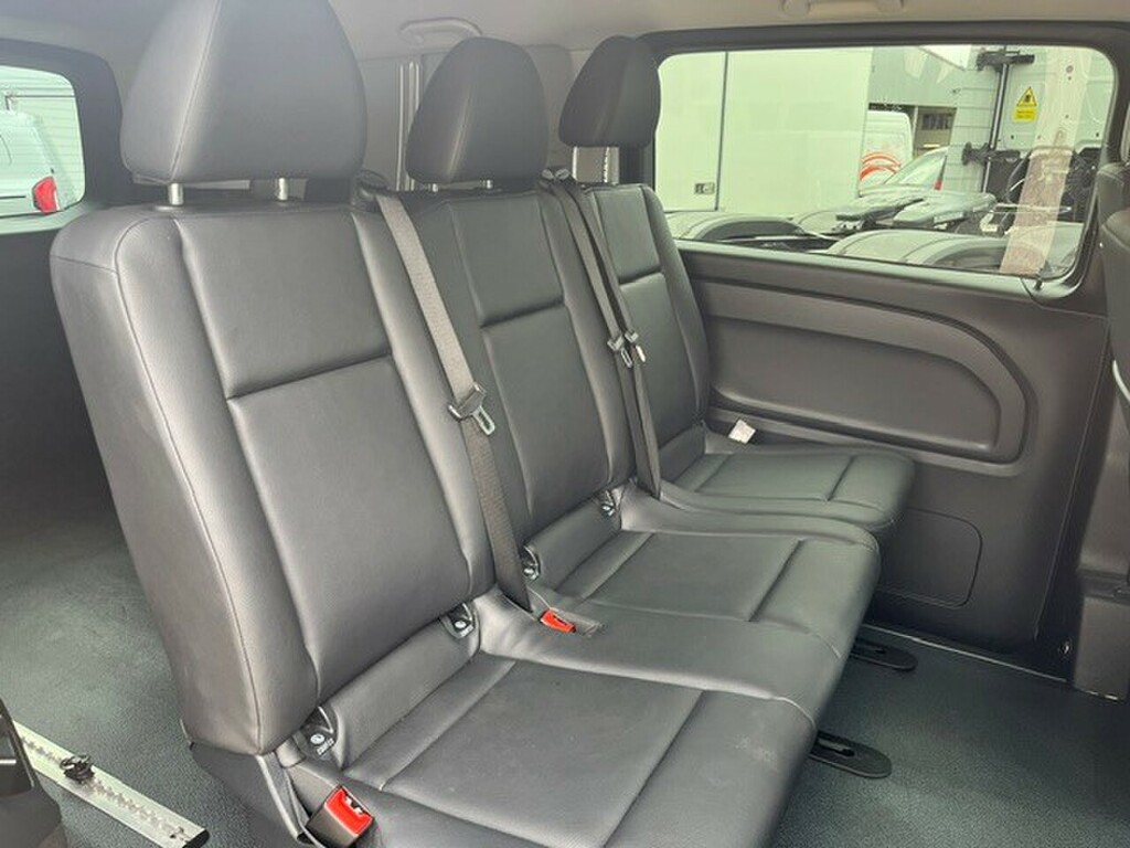 Mercedes-Benz Vito 116 Crew Progressive L3 Silver #3