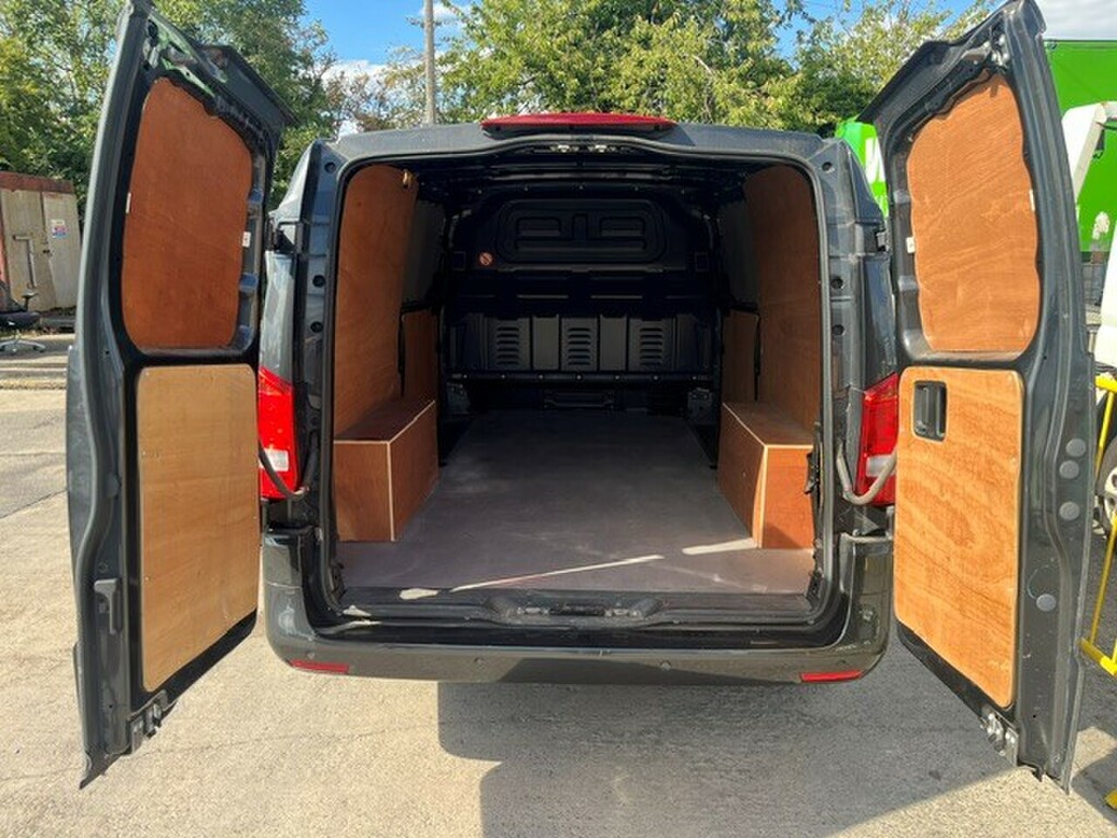 Mercedes-Benz Vito 116 Premium L3 Grey #3