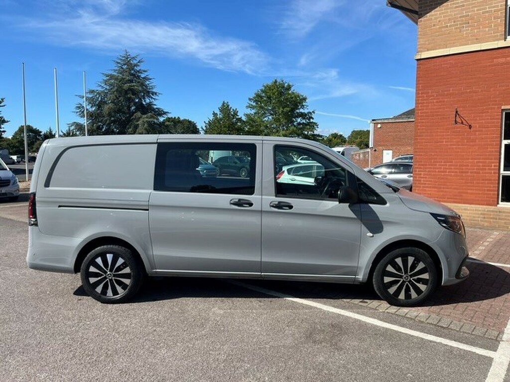 Mercedes-Benz Vito 119 Crew Select L2 Grey #6
