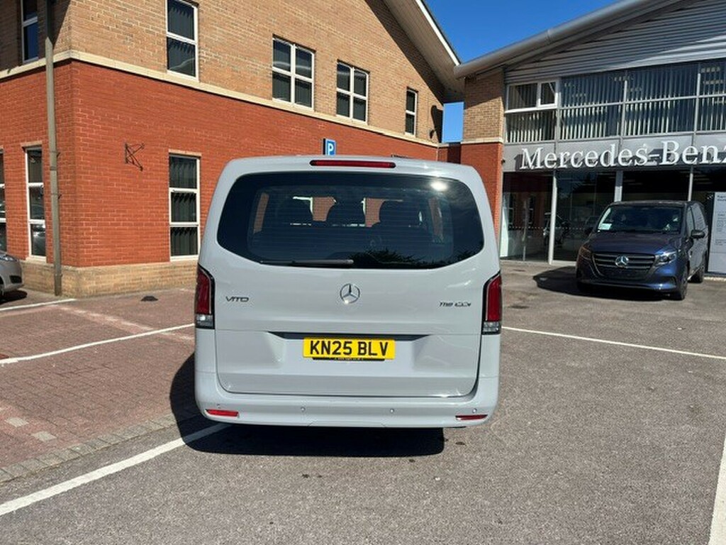 Mercedes-Benz Vito Vito 119Cdi Select Crew Van 9G-tronic Black #9
