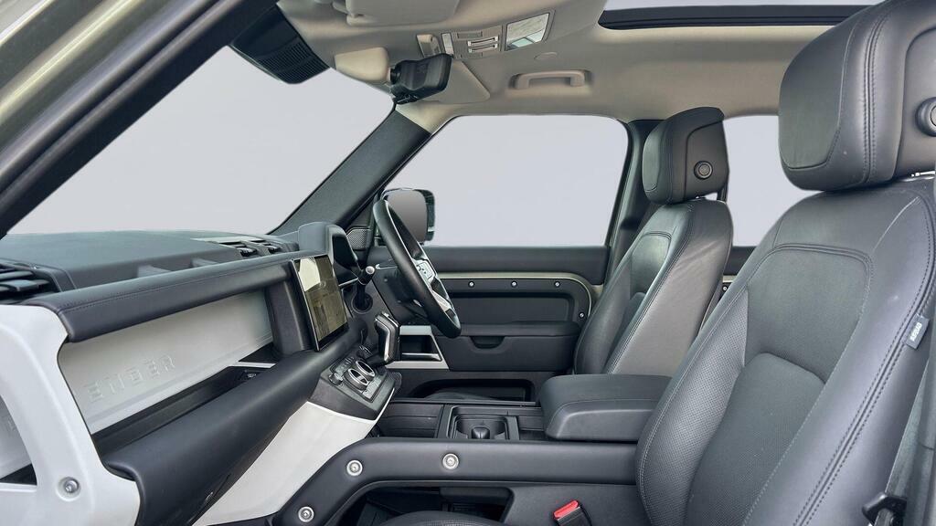 Land Rover Defender 110 3.0 D250 Hse LC23JLF Green #3