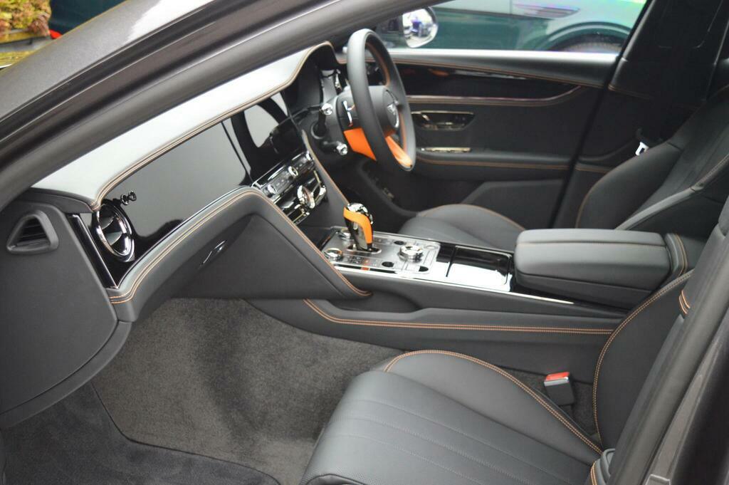 Bentley Flying Spur Black Edition V8 Hybrid 4.0 V8 High-performance 25 Grey #2