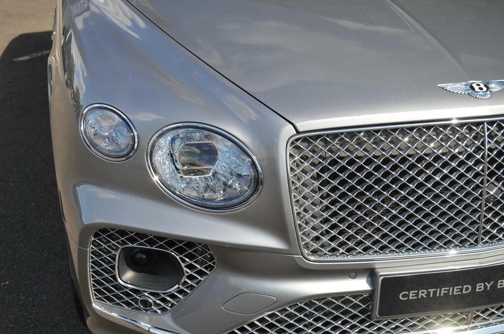 Bentley Bentayga 3.0 V6 Hybrid 456 Touring Spec Estate  #10