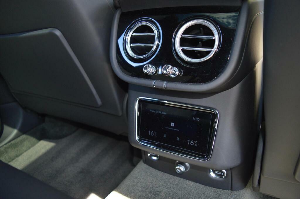 Bentley Bentayga 3.0 V6 Hybrid 456 Touring Spec Estate  #46