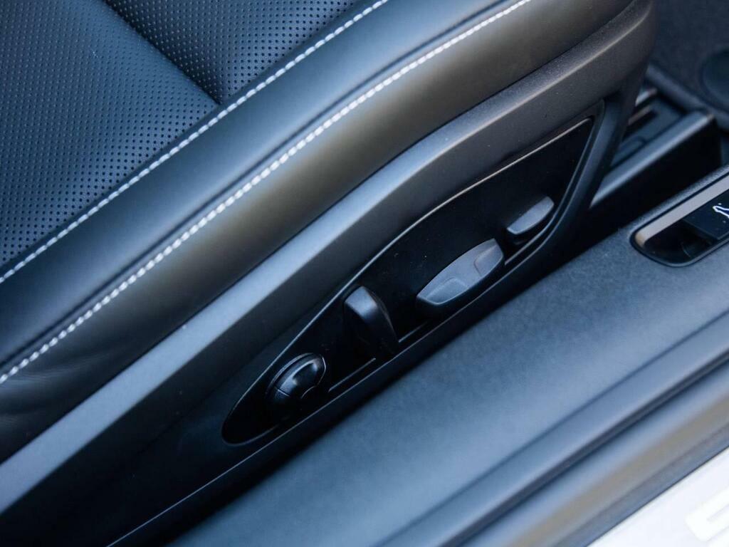 Porsche 911 3.6 996 Gt3 Coupe 328 Gkm, 381 Silver #25