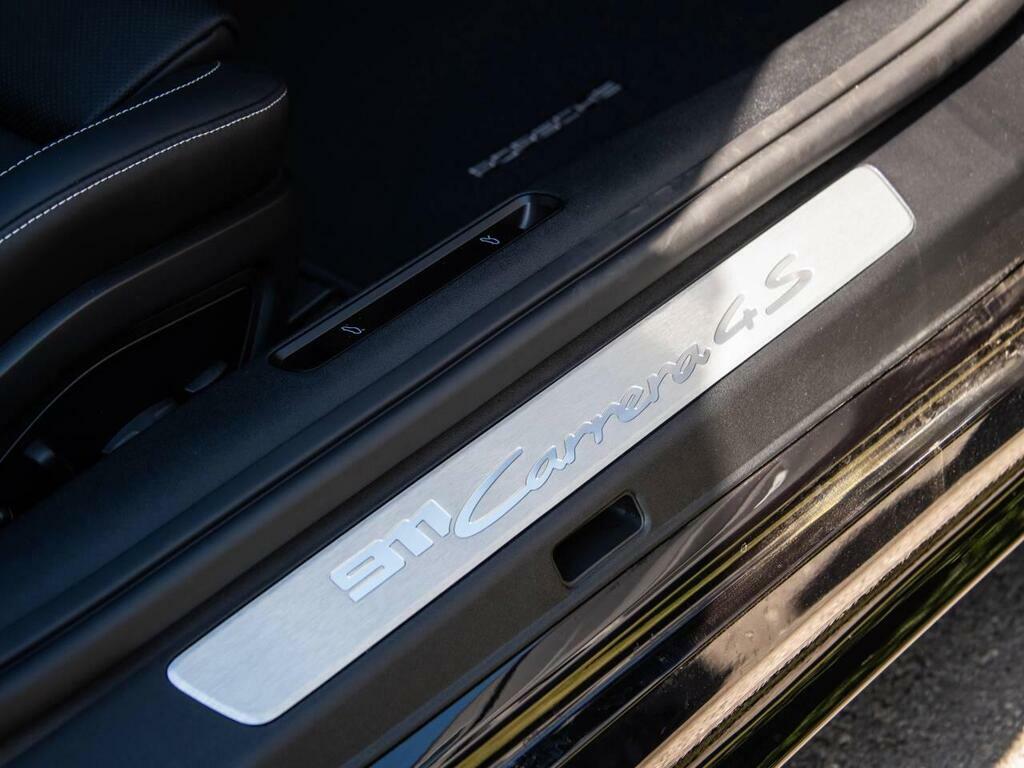 Porsche 911 3.6 996 Gt3 Coupe 328 Gkm, 381 Silver #24
