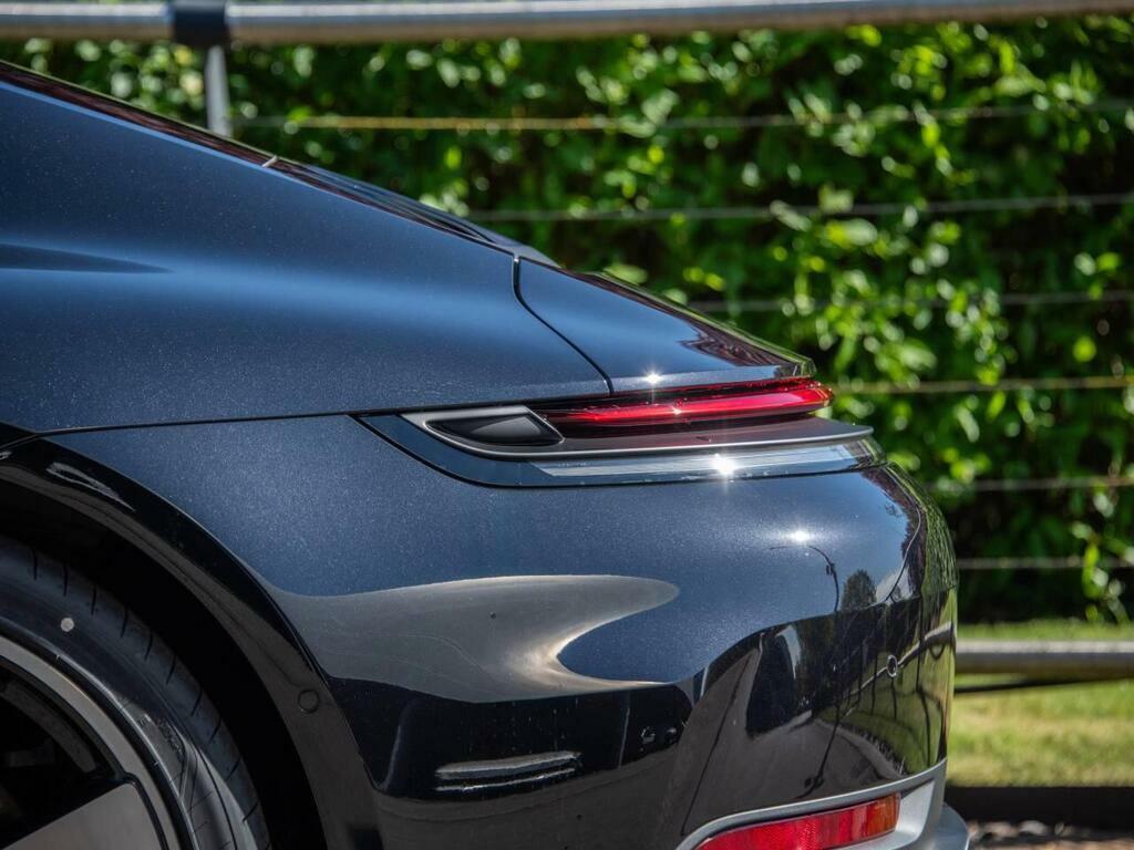 Porsche 911 3.6 996 Gt3 Coupe 328 Gkm, 381 Silver #17